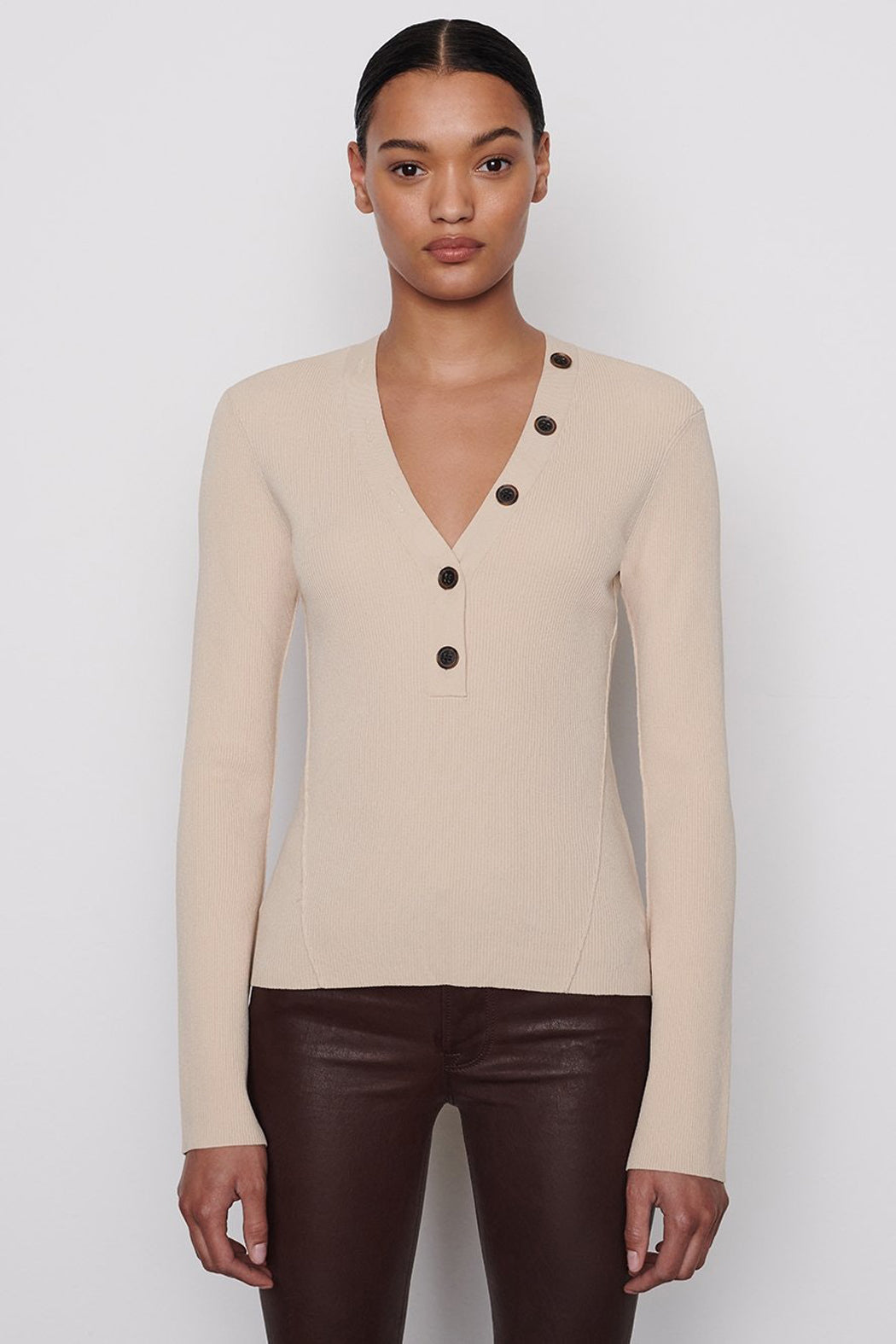 FRAME - Long Sleeve Rib V Top Vanilla - Image 2